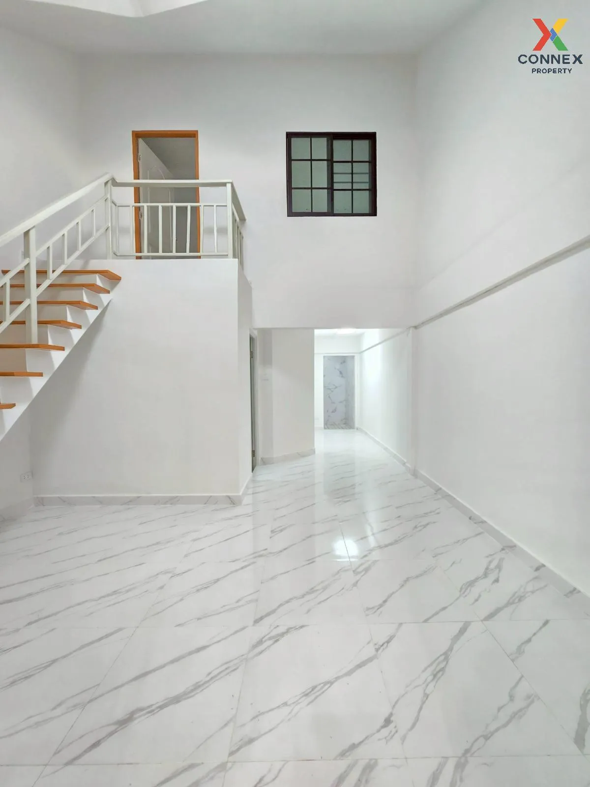 ขายทาวน์เฮ้าส์/ทาวน์โฮม  ธราดลบุรี ลำผักกูด ธัญบุรี ปทุมธานี CX-1