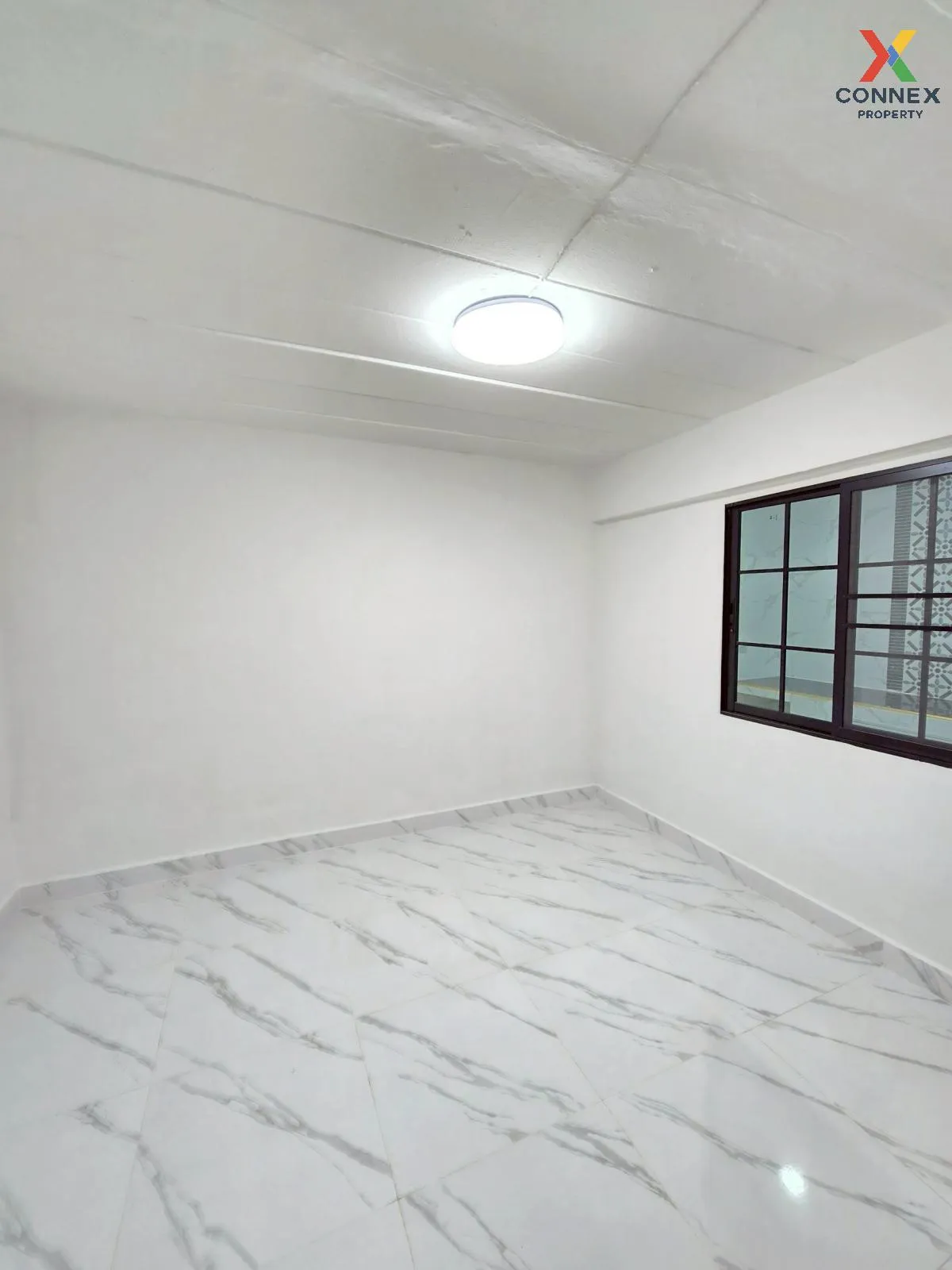 ขายทาวน์เฮ้าส์/ทาวน์โฮม  ธราดลบุรี ลำผักกูด ธัญบุรี ปทุมธานี CX-1