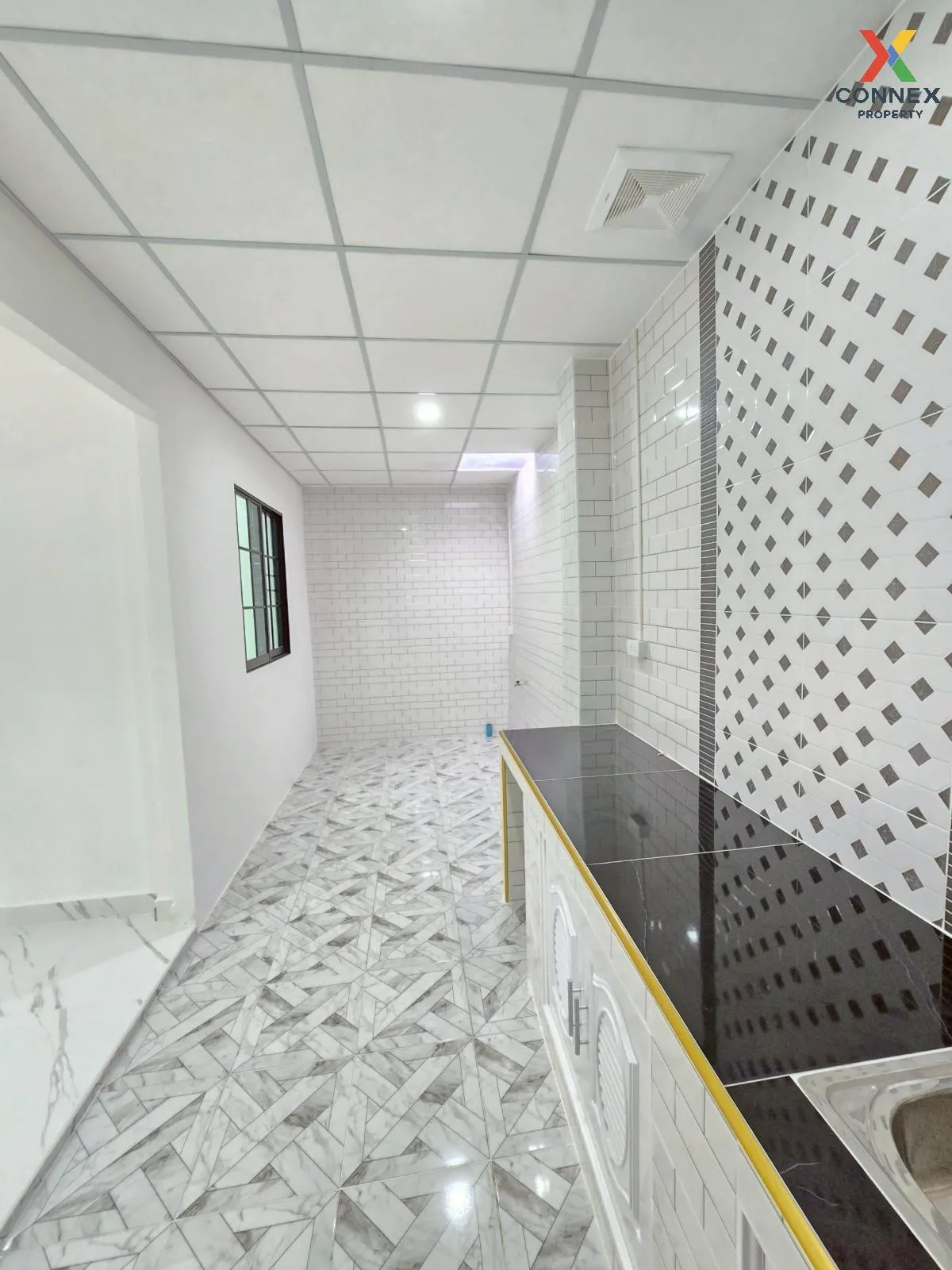 For Sale Townhouse/Townhome  , Chomfah warangkul Klong 2 , Pracha