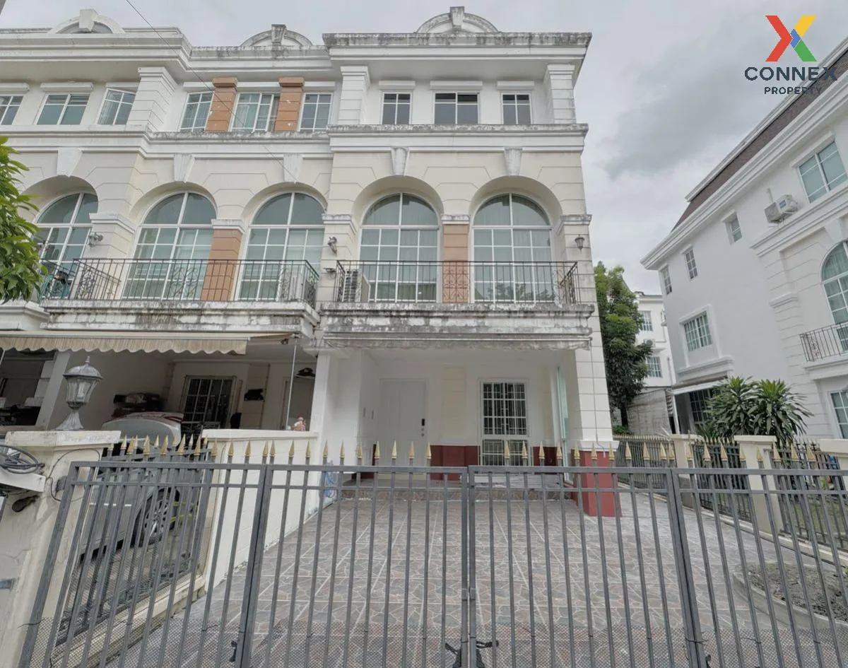 For Sale Townhouse/Townhome  , Plus City Park Ekkamai - Ramintra  1