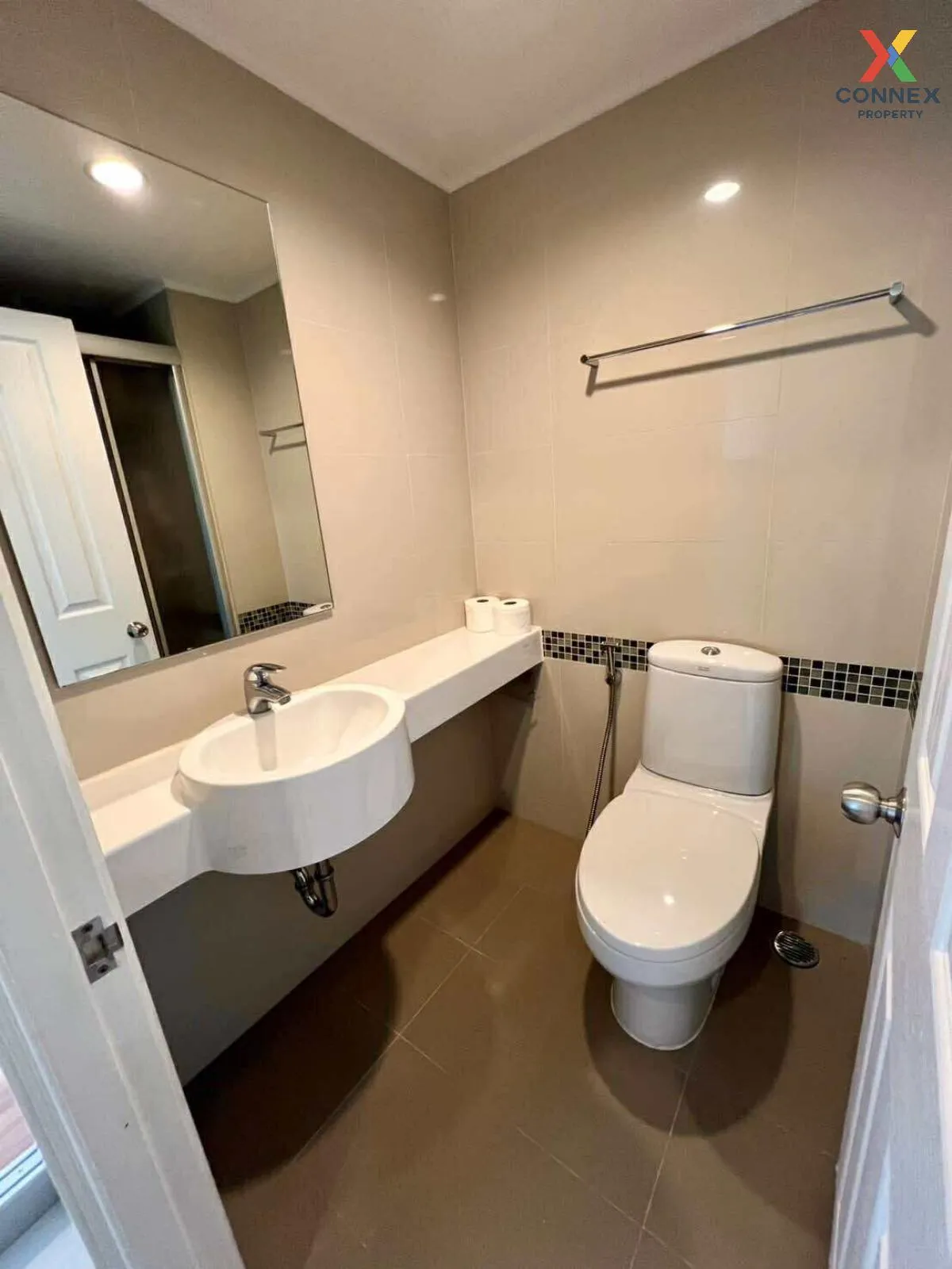 เช่าคอนโด  ลุมพินี พาร์ค ริเวอร์ไซด์ - พระราม 3 บางโพงพาง เขต ยาน