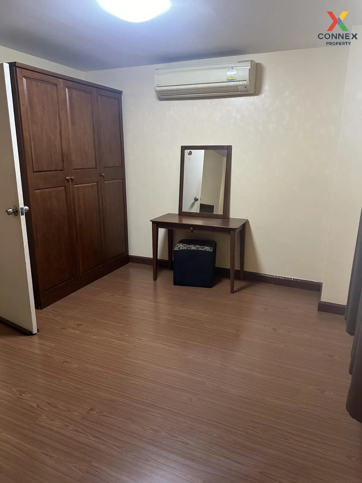 ขายคอนโด  วัน เอ็กซ์ สาทร-นราธิวาส BTS-ช่องนนทรี ช่องนนทรี เขต ยา