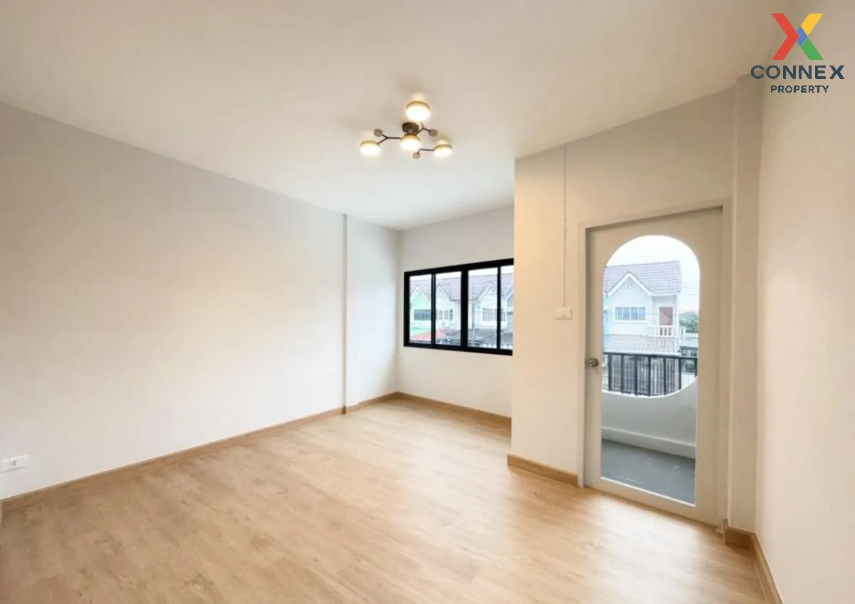 For Sale Townhouse/Townhome  , Baan Rompradu Phetkasem 104 , corn For Sale Townhouse/Townhome  , Baan Rompradu Phetkasem 104 , corn