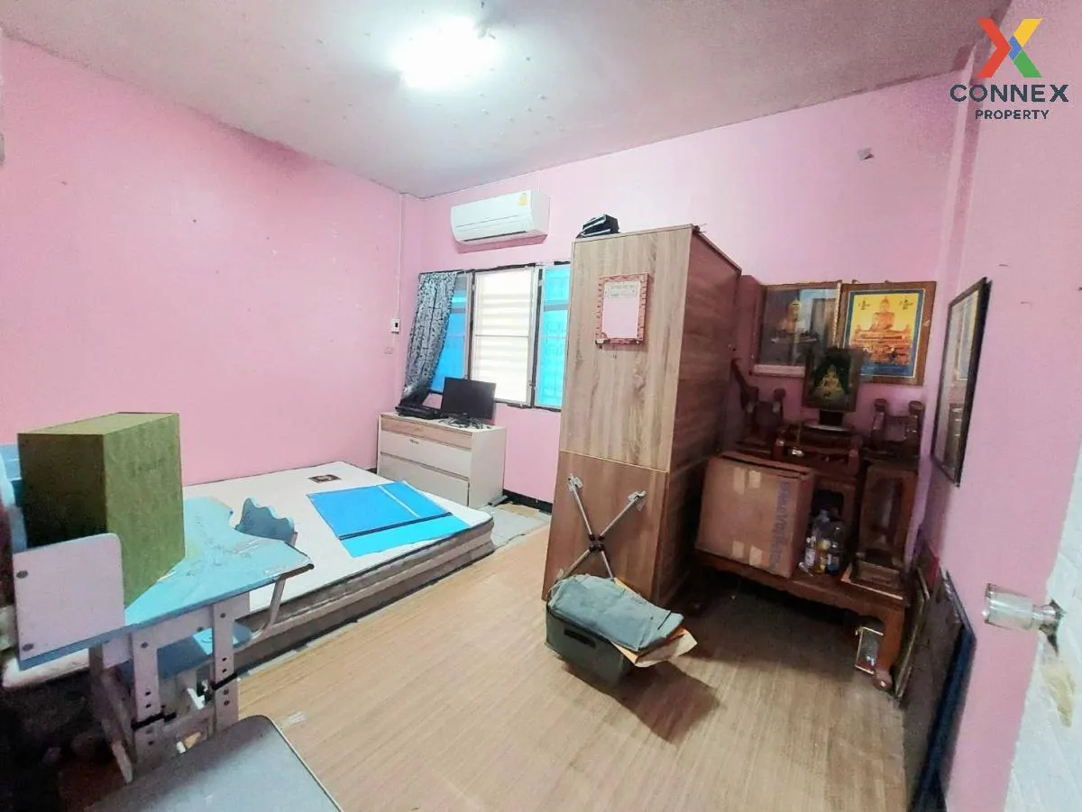 For Sale Townhouse/Townhome  , Sinthawee Ngam Charoen , Tha Kham 