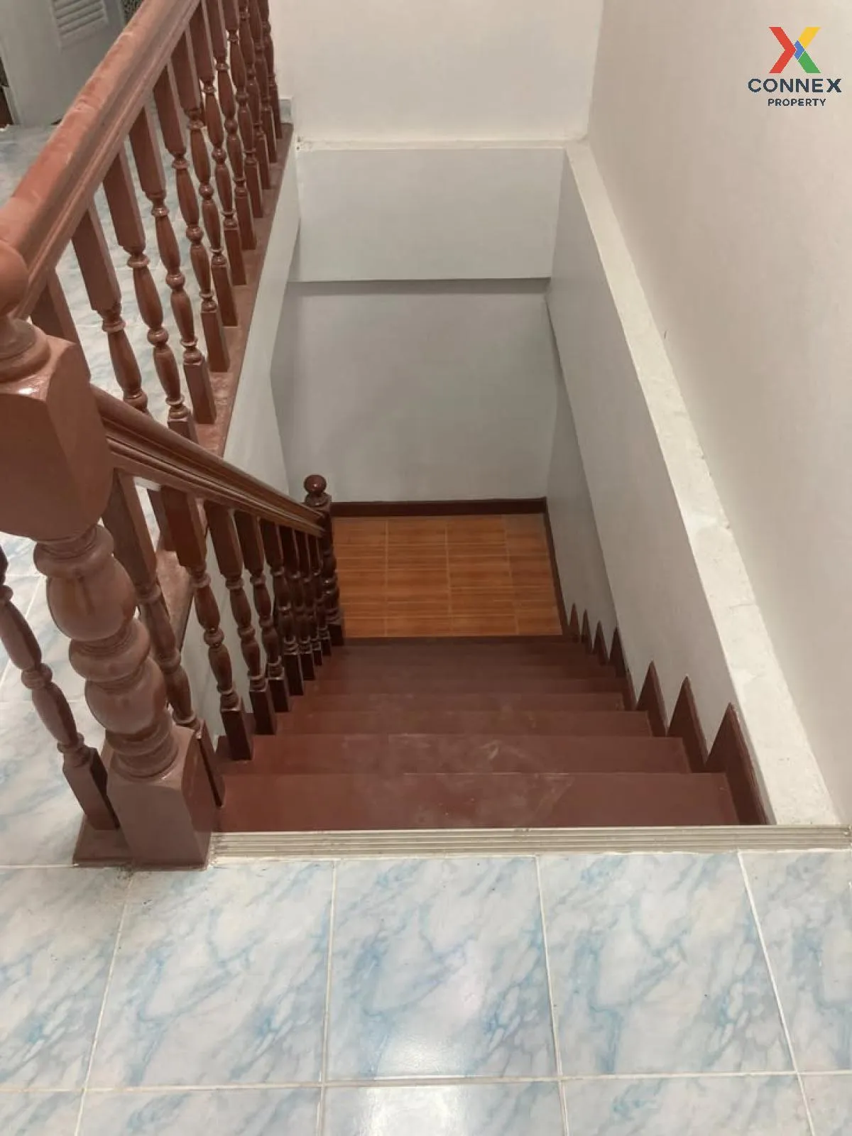 For Sale Townhouse/Townhome  , Muang Ramintra , corner unit , Sam