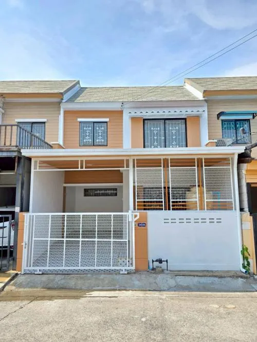 For Sale Townhouse/Townhome  , Baan Pruksa 40 Rangsit Klong 3 , Khlong Sam , khlong Luang , Pathum Thani , CX-125221