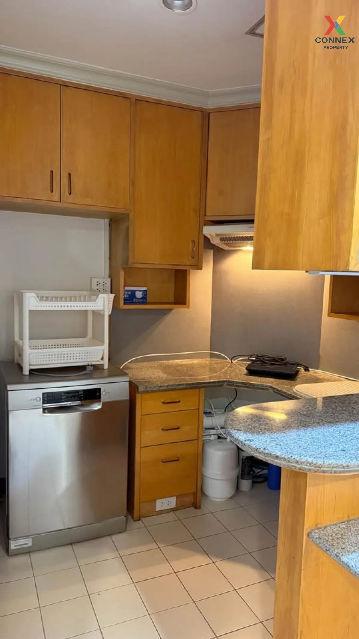 For Rent Condo , Sampoom Garden , BTS-Saint Louis , Silom , Bang 