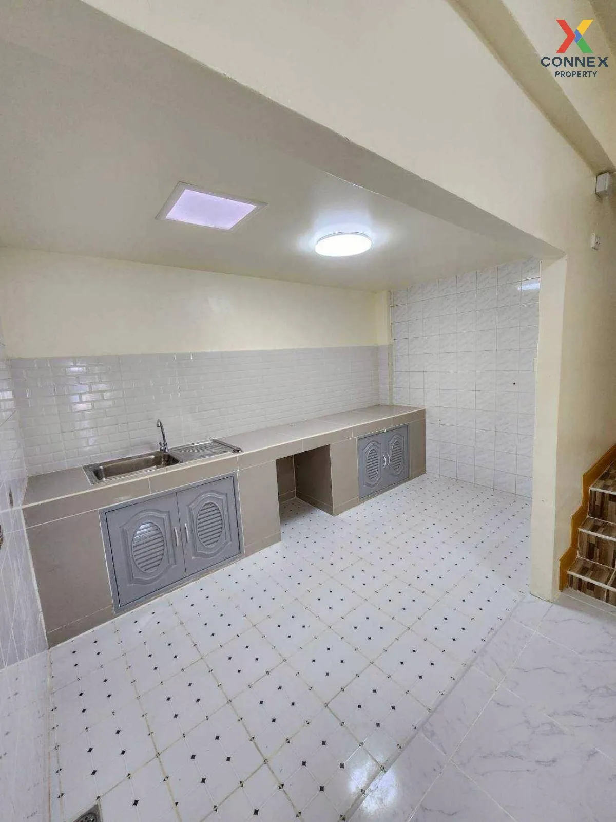 ขายทาวน์เฮ้าส์/ทาวน์โฮม  บ้านภาณุวงศ์​ สุขุมวิท​ 117 บางเมืองใหม่