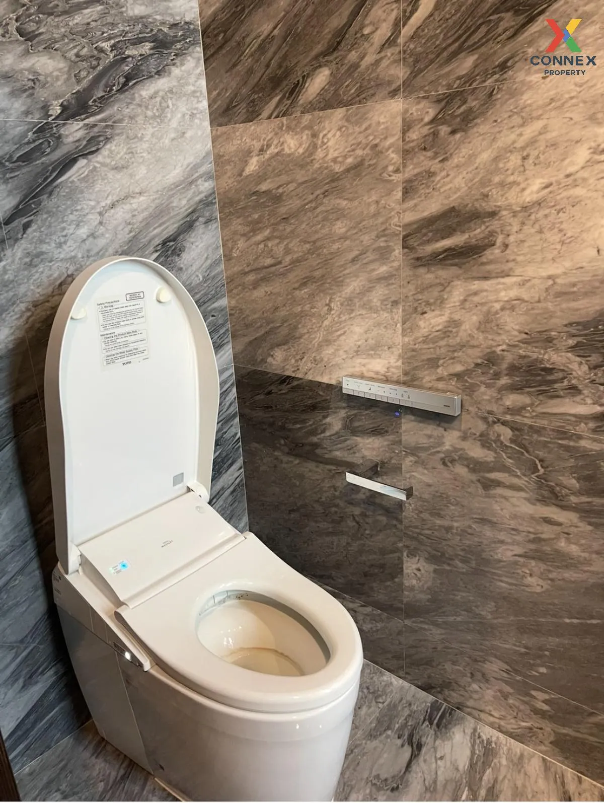 For Rent Condo , The Monument Sanampao , nice view , high floor ,