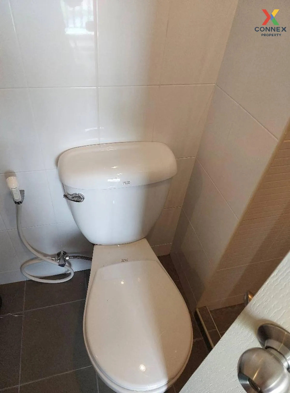 เช่าคอนโด  ลุมพินี คอนโดทาวน์ นิด้า - เสรีไทย คลองกุ่ม เขต บึงกุ่