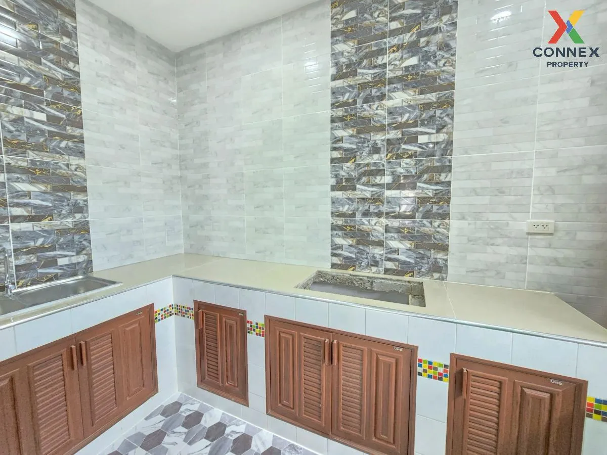 ขายทาวน์เฮ้าส์/ทาวน์โฮม  เดอะ ปาร์ค แอท แฟชั่น คันนายาว เขต บึงกุ