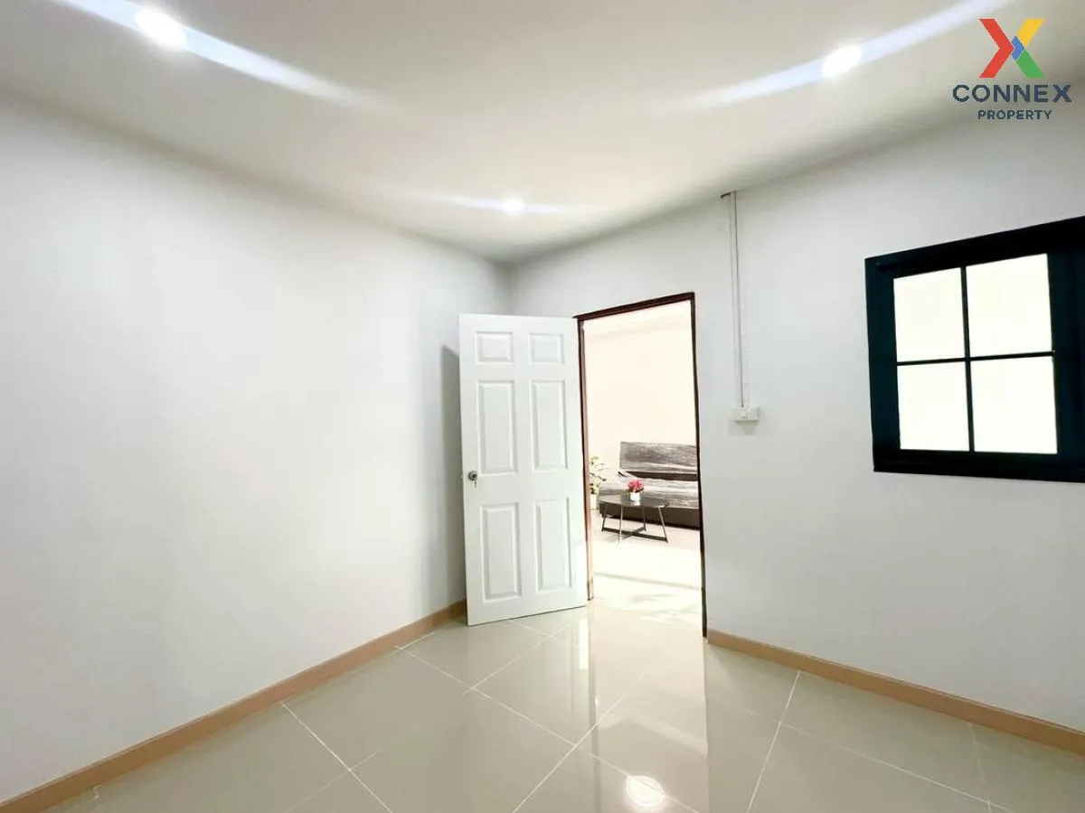 ขายทาวน์เฮ้าส์/ทาวน์โฮม  บ้านพฤกษา 3 บางบัวทอง รีโนเวทใหม่ บางคูร