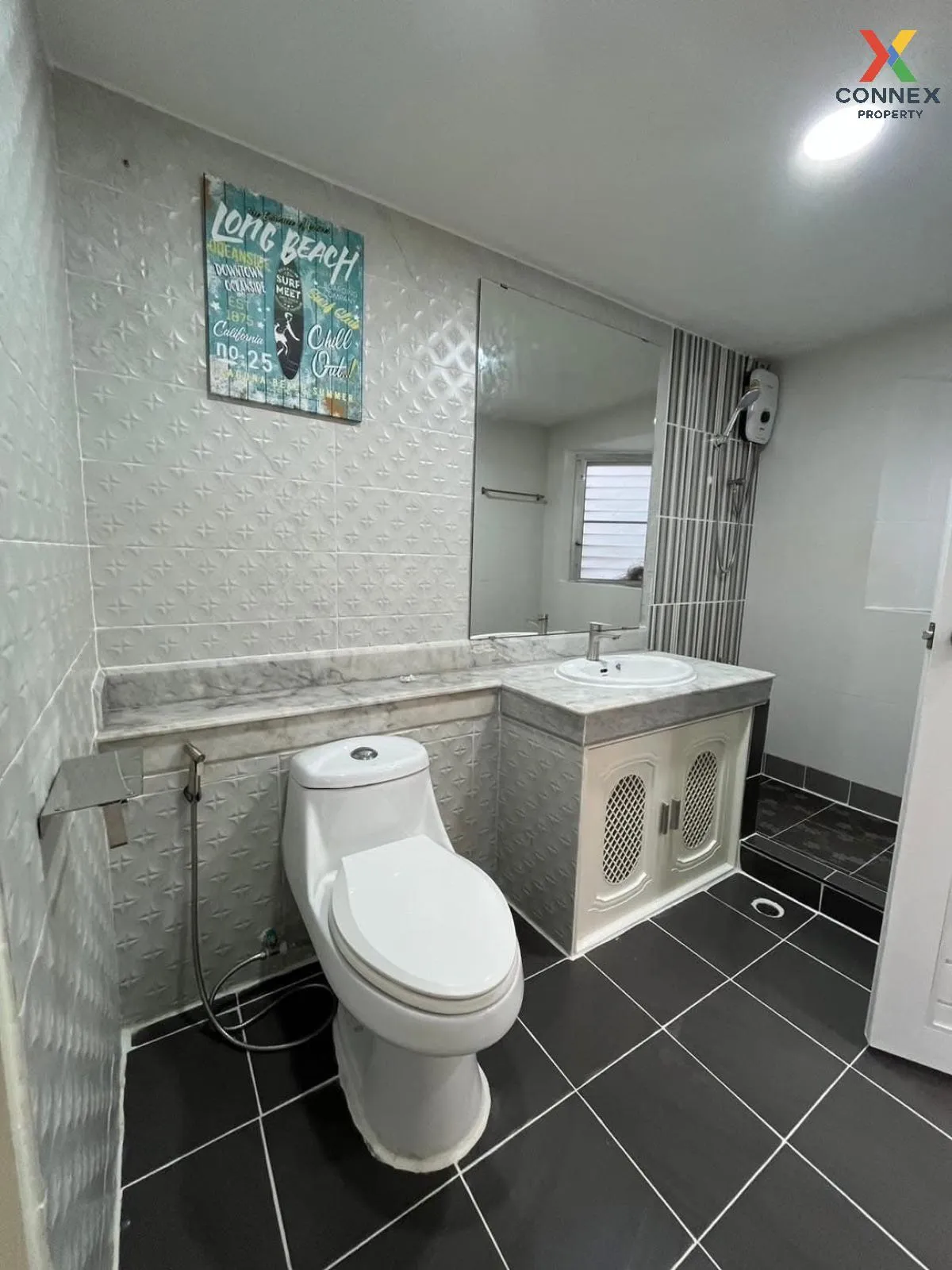 ขายคอนโด  บ้านสวนธน ศรีนครินทร์ รีโนเวทใหม่ บางแก้ว บางพลี สมุทรป