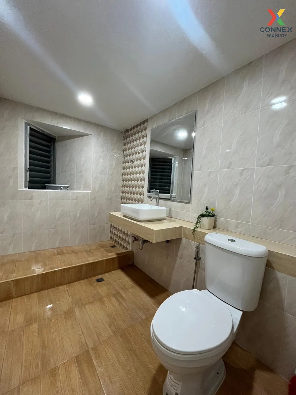 เช่าคอนโด  บ้านสวนธน ศรีนครินทร์ รีโนเวทใหม่ บางแก้ว บางพลี สมุทร