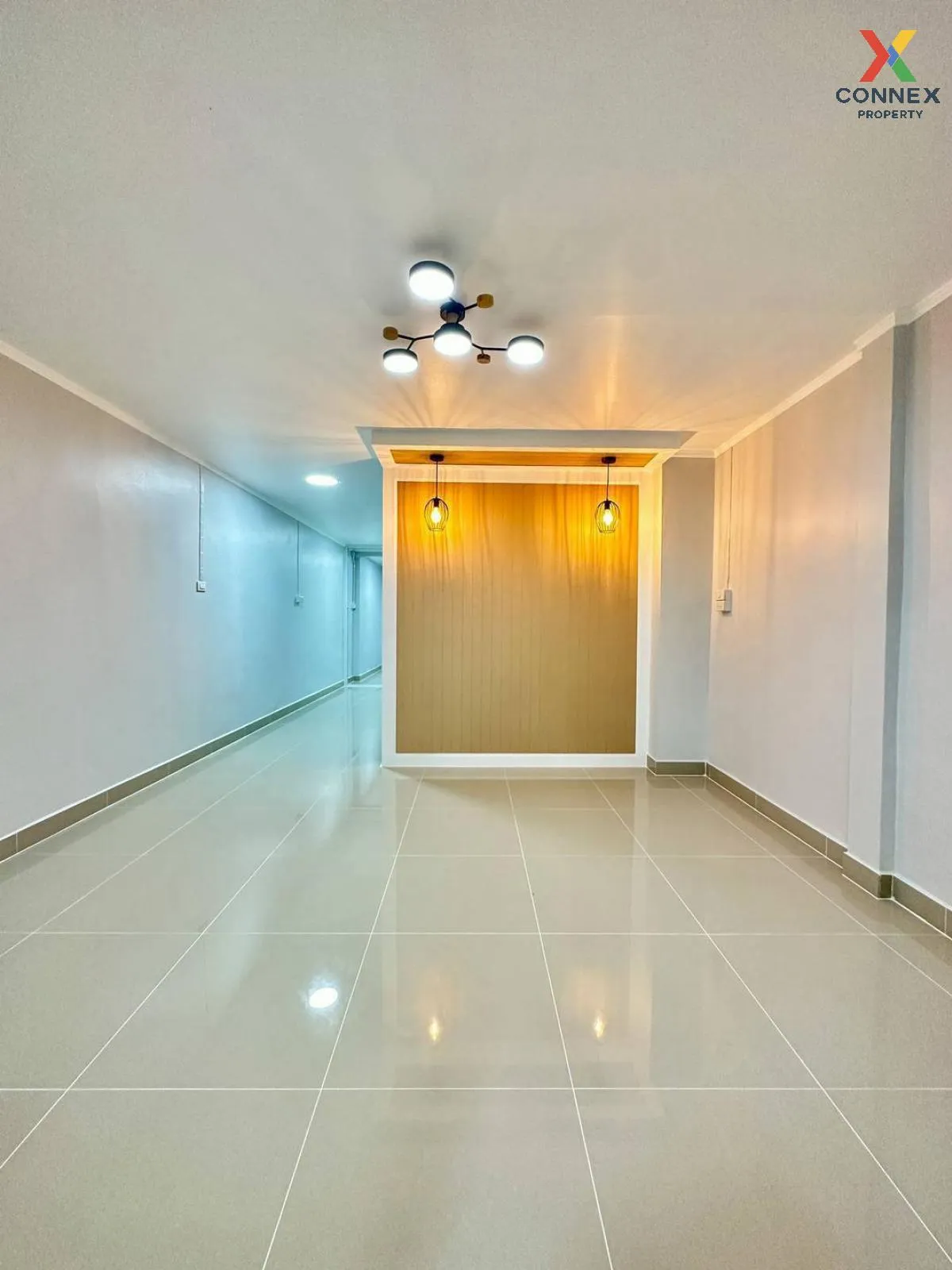 ขายทาวน์เฮ้าส์/ทาวน์โฮม  บ้านลุมพินี บางบัวทอง รีโนเวทใหม่ MRT-คล
