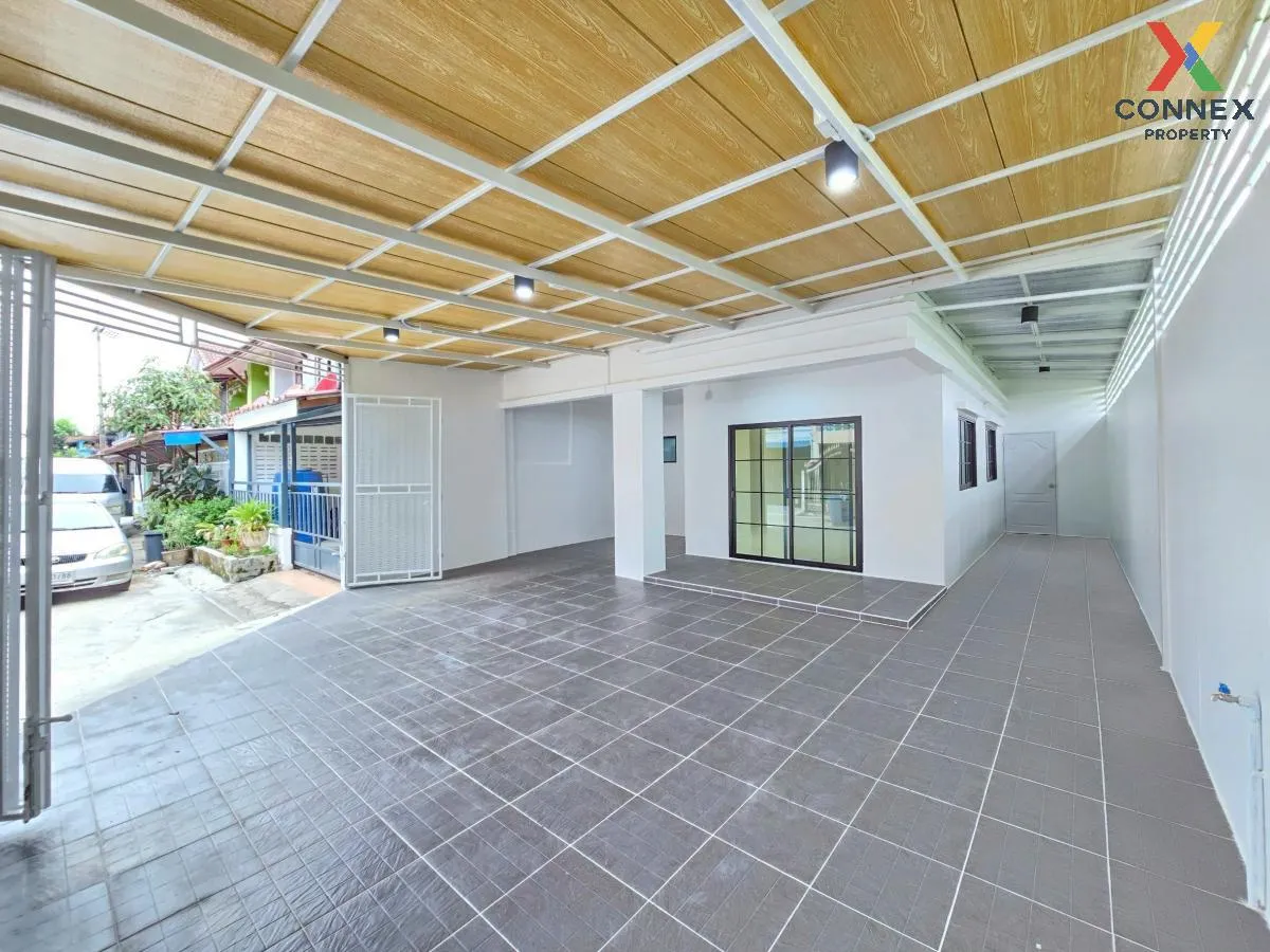 For Sale Townhouse/Townhome  , Baan Pruksa 7 Lamlukka , Lam Luk K