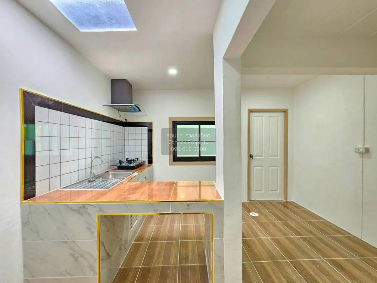 For Sale House , Baan Arsa House 5 , wide frontage , newly renova