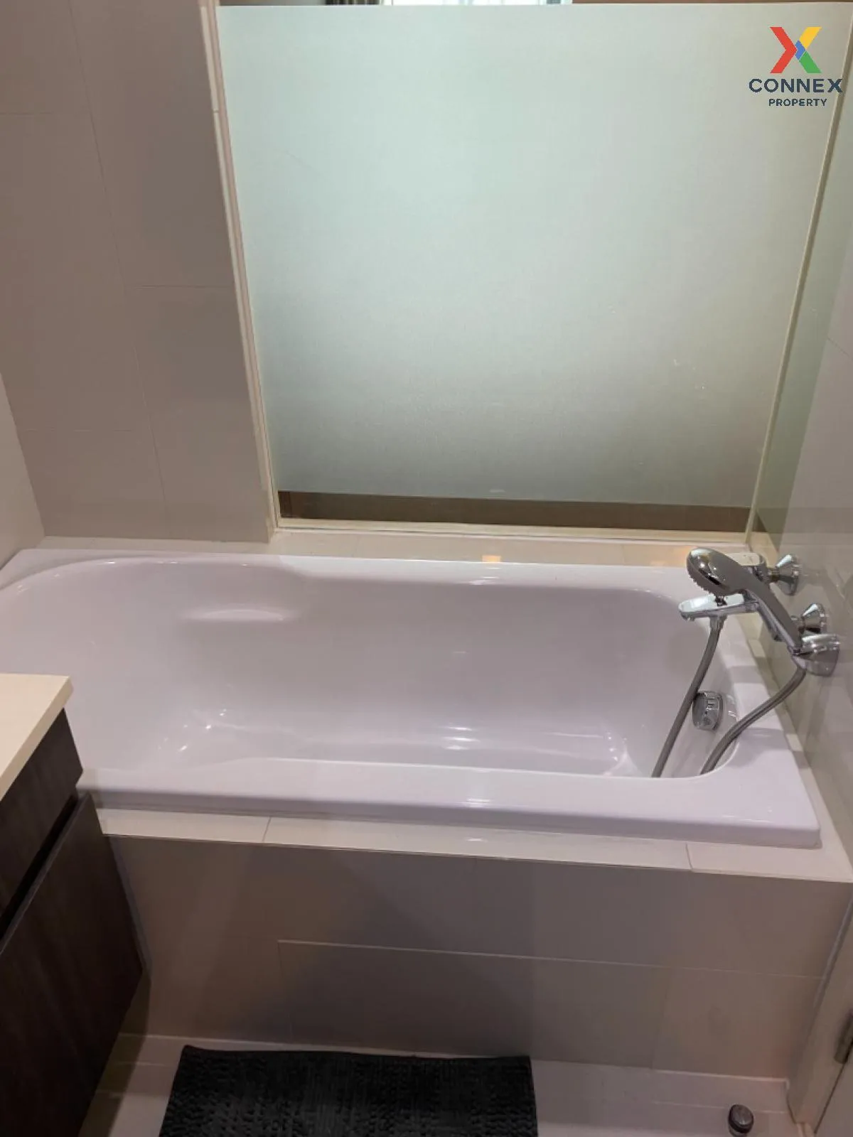 For Rent Condo , Via 49 , BTS-Phrom Phong , Khlong Tan Nuea , Wat