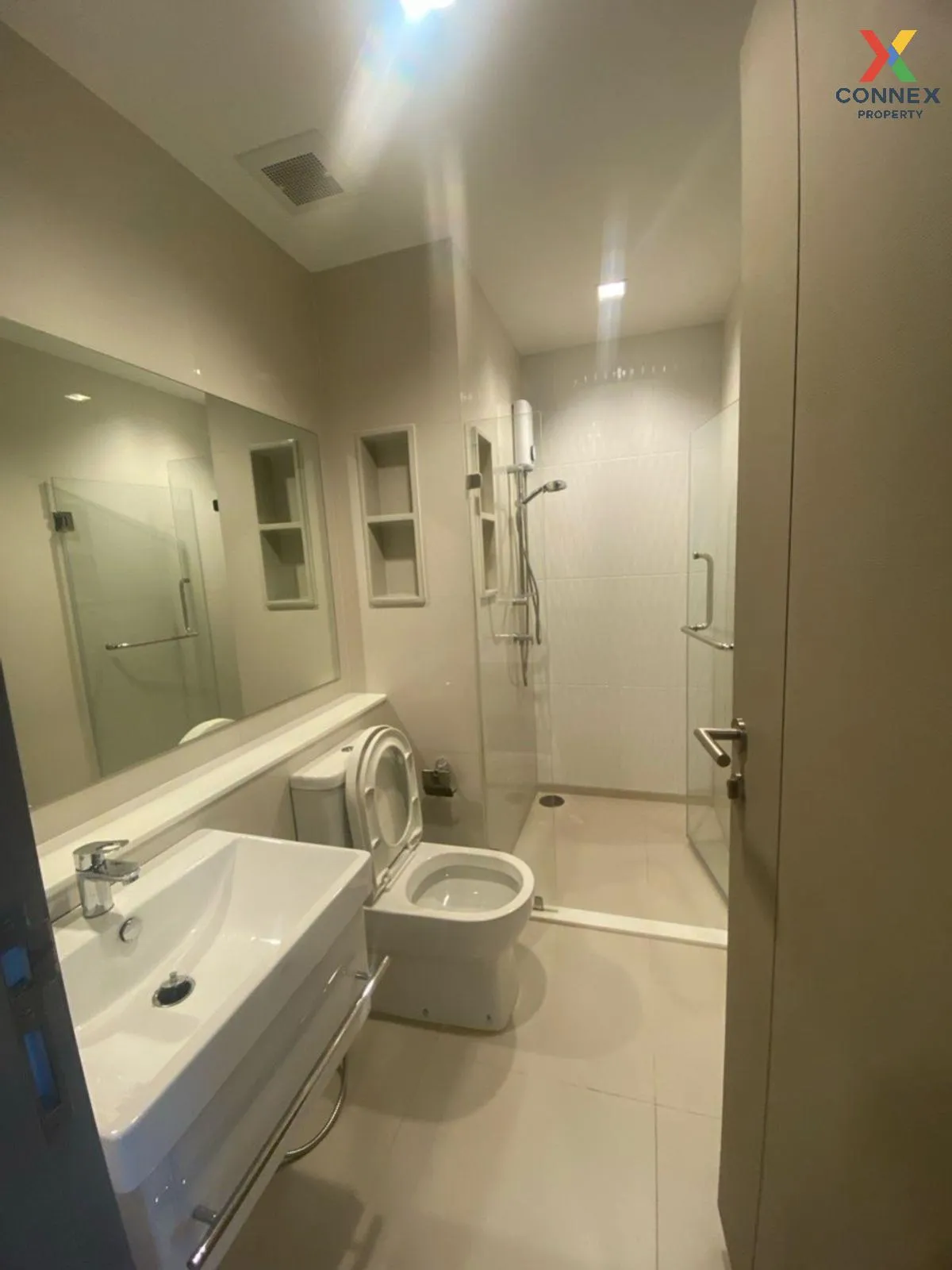 For Rent Condo , Life Asoke - Rama 9 , MRT-Phra Ram 9 , Makkasan 