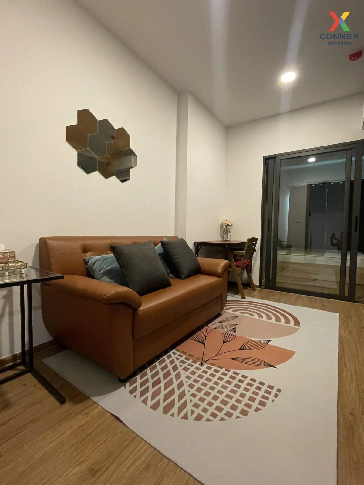 เช่าคอนโด  เดอะ ลิฟวิ่น รามคำแหง MRT-ลำสาลี (สายสีเหลือง) หัวหมาก 1