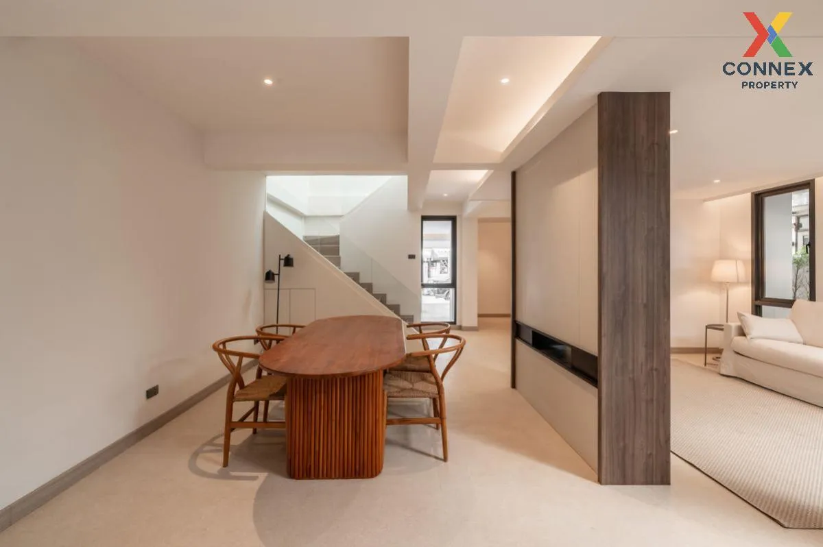 For Sale 2-storey detached house,  Sam Sen Nai , Phaya Thai , Ban 4