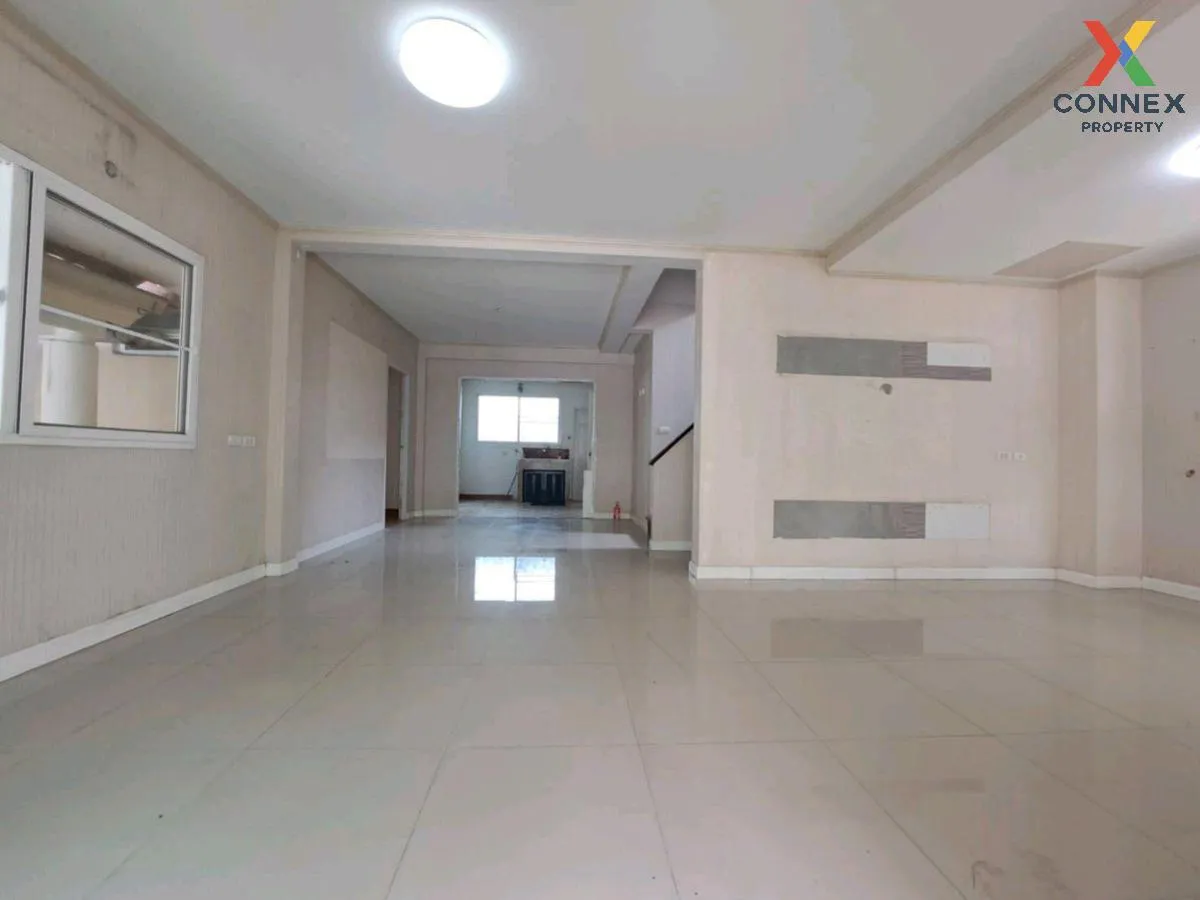 For Sale House , Supalai Parkville Romklao - Suvarnabhumi , MRT-M 3