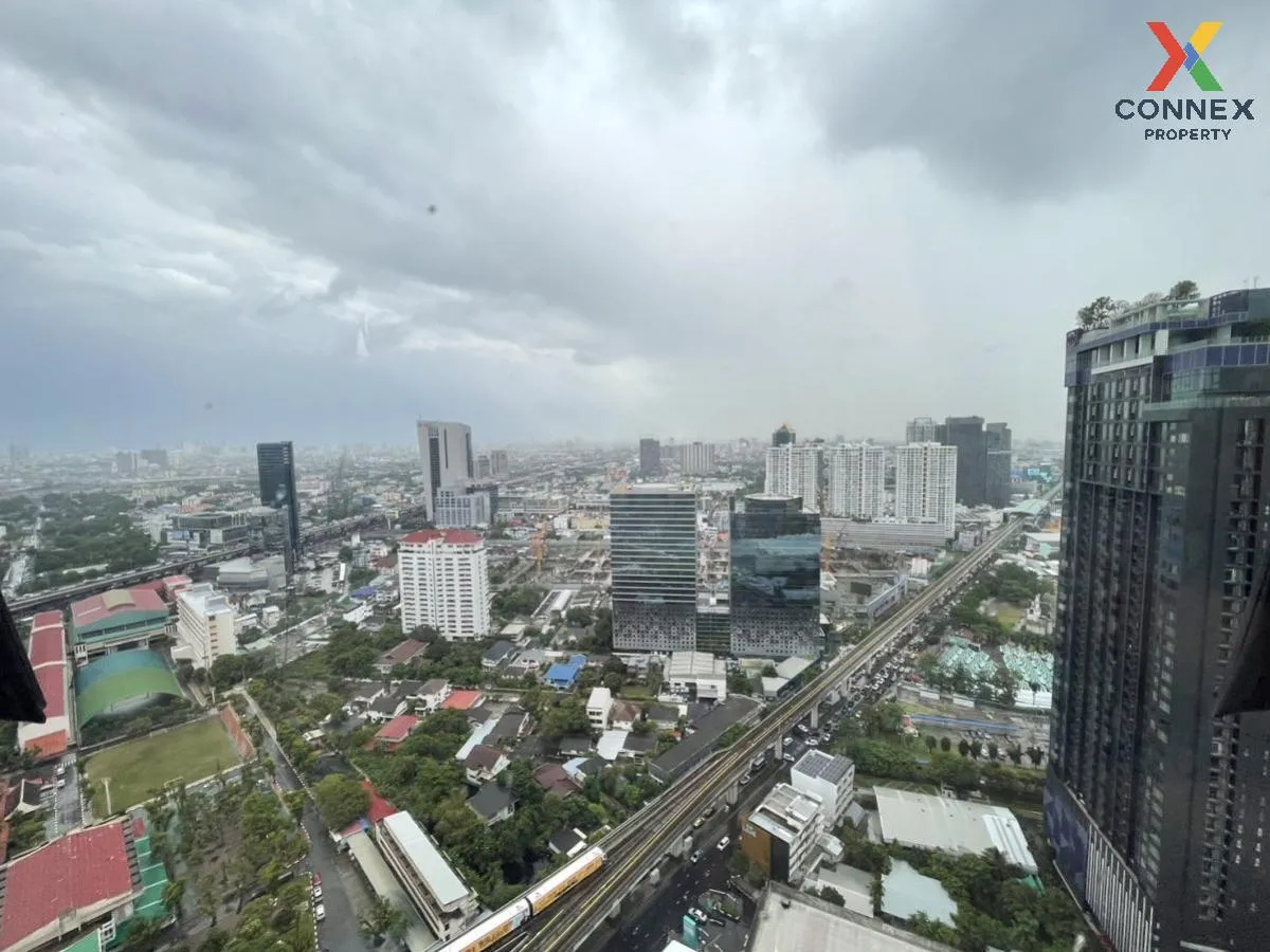 For Rent Condo , Life Ladprao , nice view , high floor , corner u