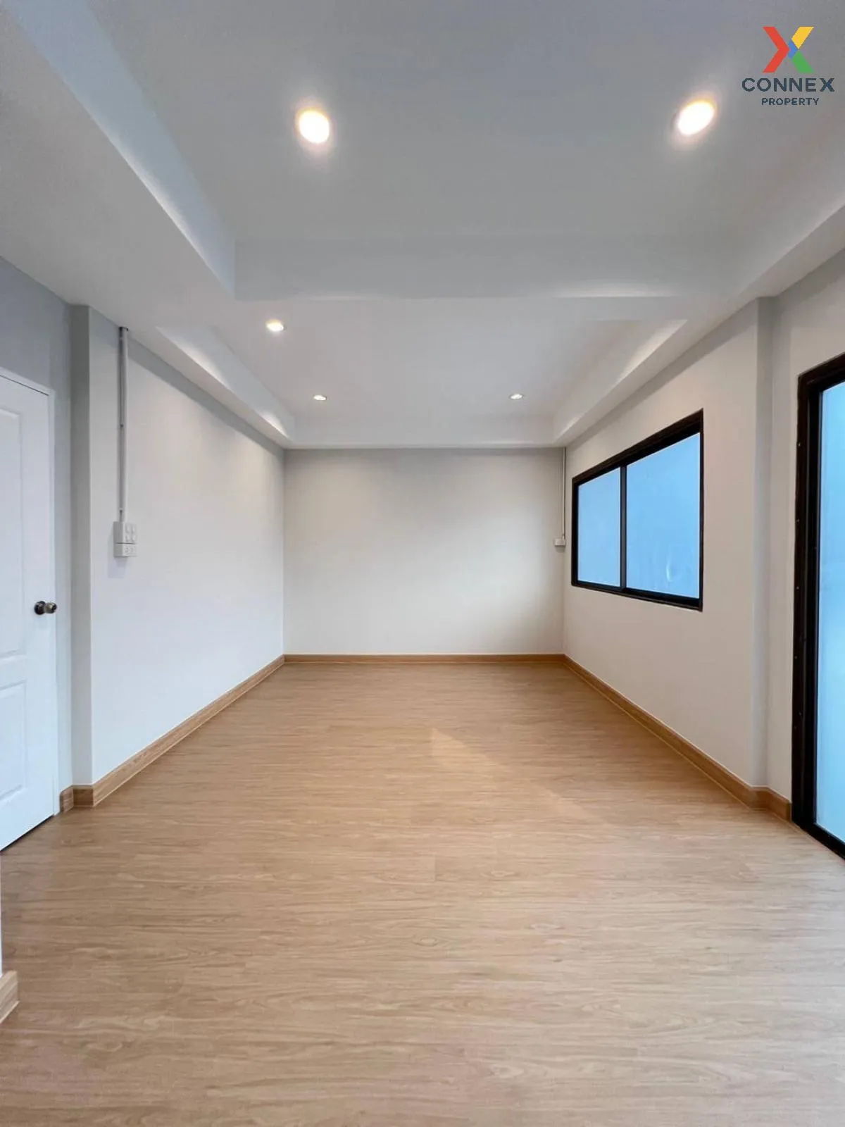 For Sale Townhouse/Townhome  , Nuttakarn Phetkasem 112 , newly re For Sale Townhouse/Townhome  , Nuttakarn Phetkasem 112 , newly re