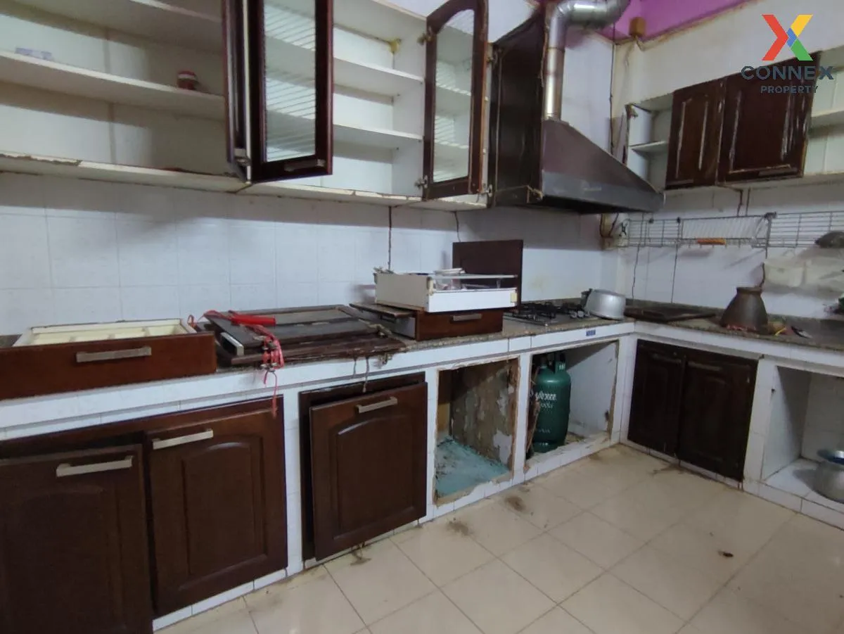 For Sale Townhouse/Townhome  , Baan Suksan 7 , Lak Song , Bang Kh 4