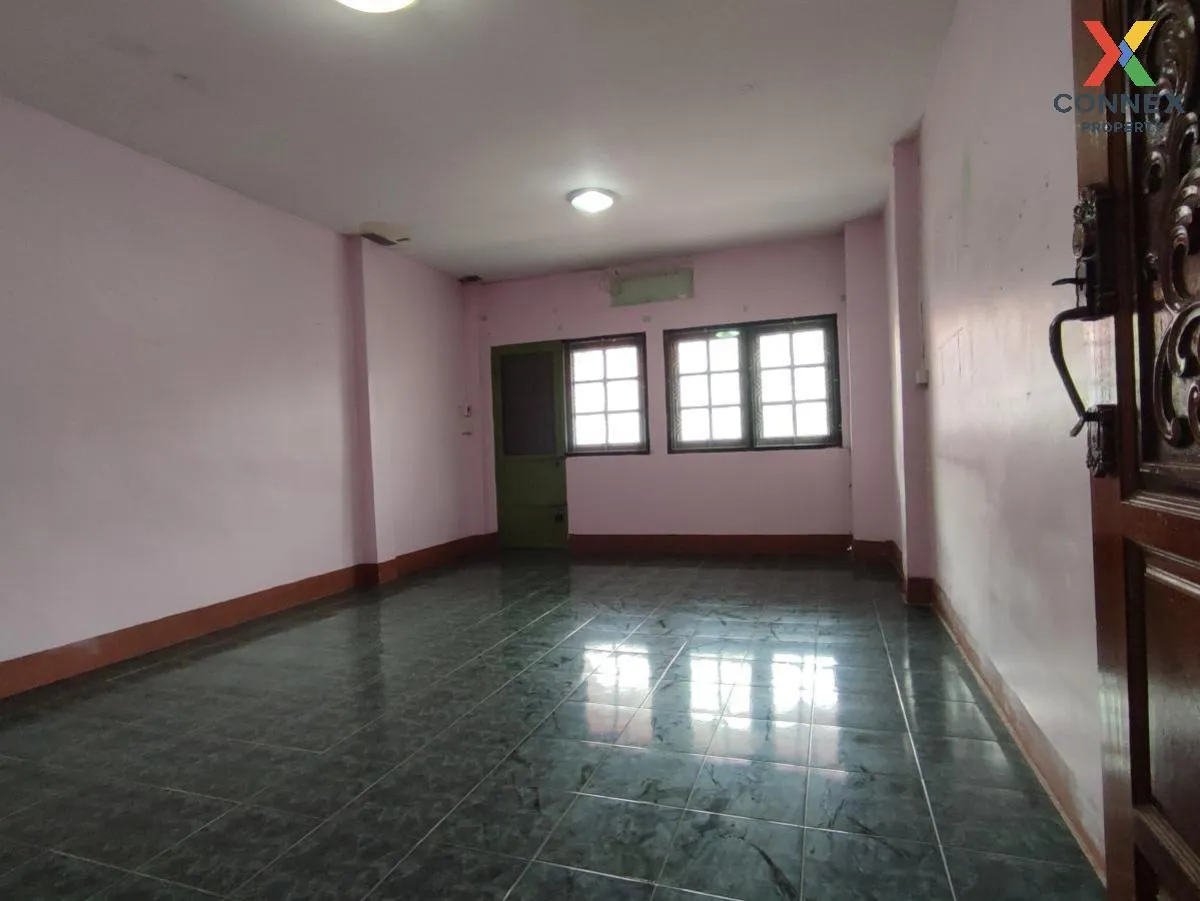 For Sale Townhouse/Townhome  , Baan Suksan 7 , Lak Song , Bang Kh