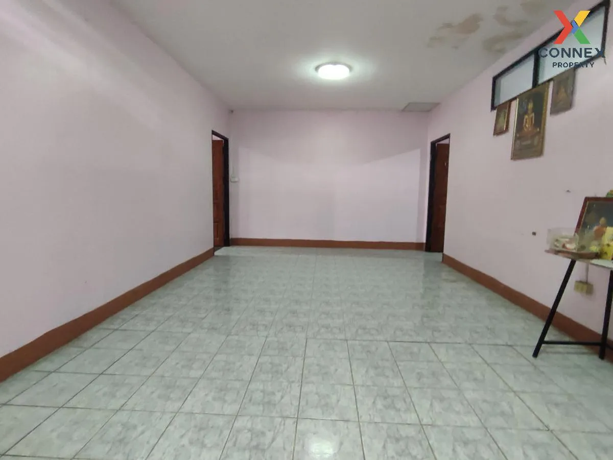 For Sale Townhouse/Townhome  , Baan Suksan 7 , Lak Song , Bang Kh