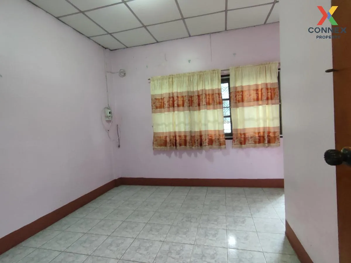 For Sale Townhouse/Townhome  , Baan Suksan 7 , Lak Song , Bang Kh