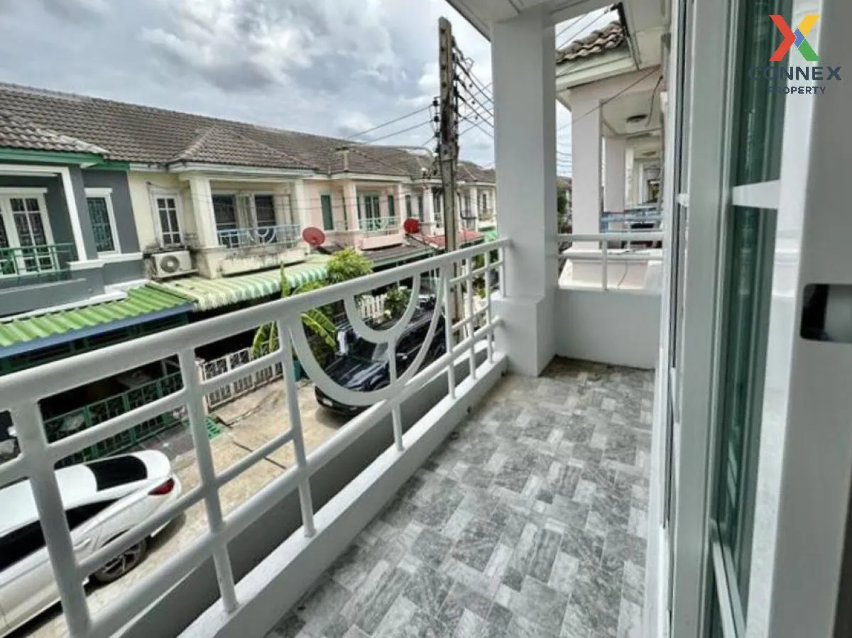 For Sale Townhouse/Townhome  , Baan Farlakool , Pracha Thipat , T