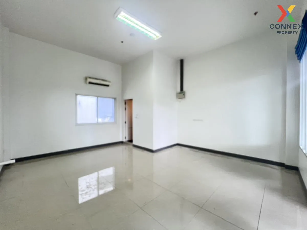 For Sale Condo , Chapter One Modern Dutch , nice view , river vie 1