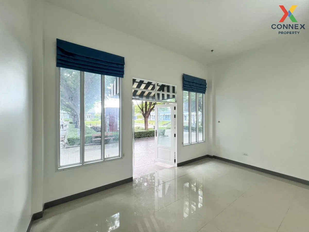 For Sale Condo , Chapter One Modern Dutch , nice view , river vie