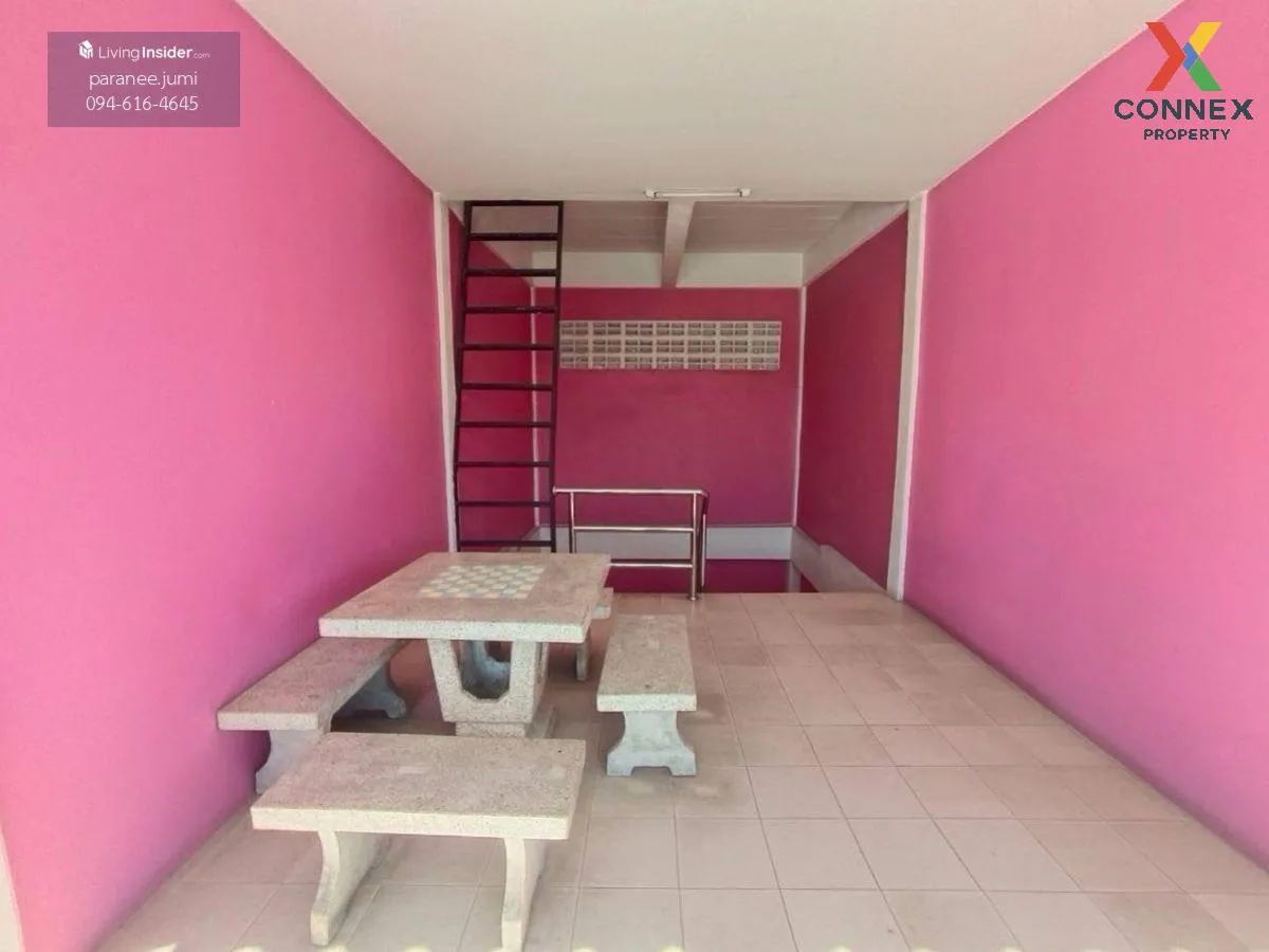 ขายอพาร์ทเมนท์ 2 ชั้น 140 ตรว. ตำบล นาป่า อำเภอเมืองชลบุรี ชลบุรี