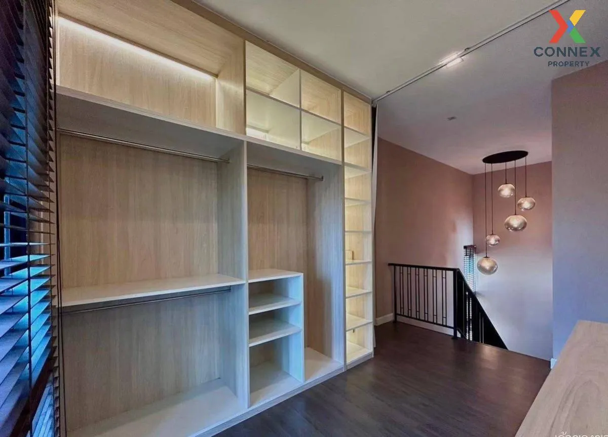 เช่าบ้าน  บางกอก บูเลอวาร์ด ศรีนครินทร์ - บางนา MRT-ศรีด่าน (สายส