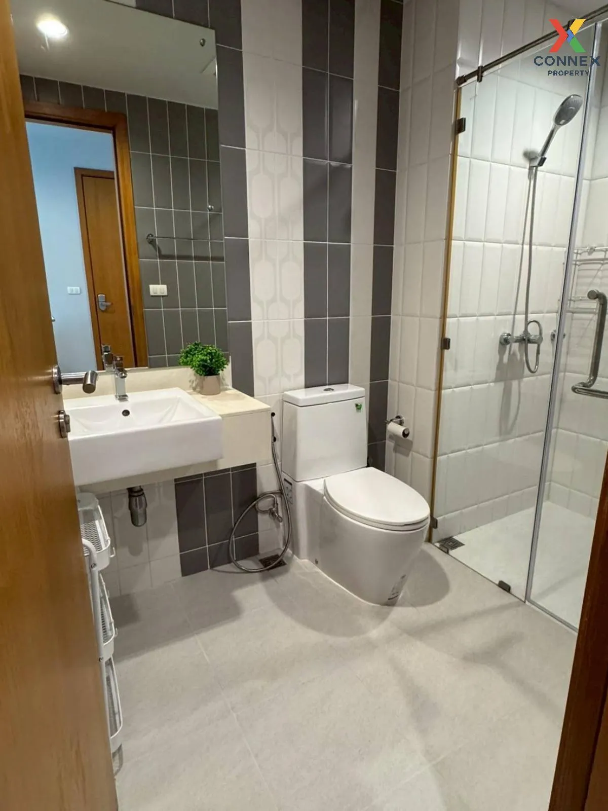 เช่าคอนโด  เซอร์เคิล คอนโดมิเนียม MRT-เพชรบุรี ถนนเพชรบุรี เขต รา