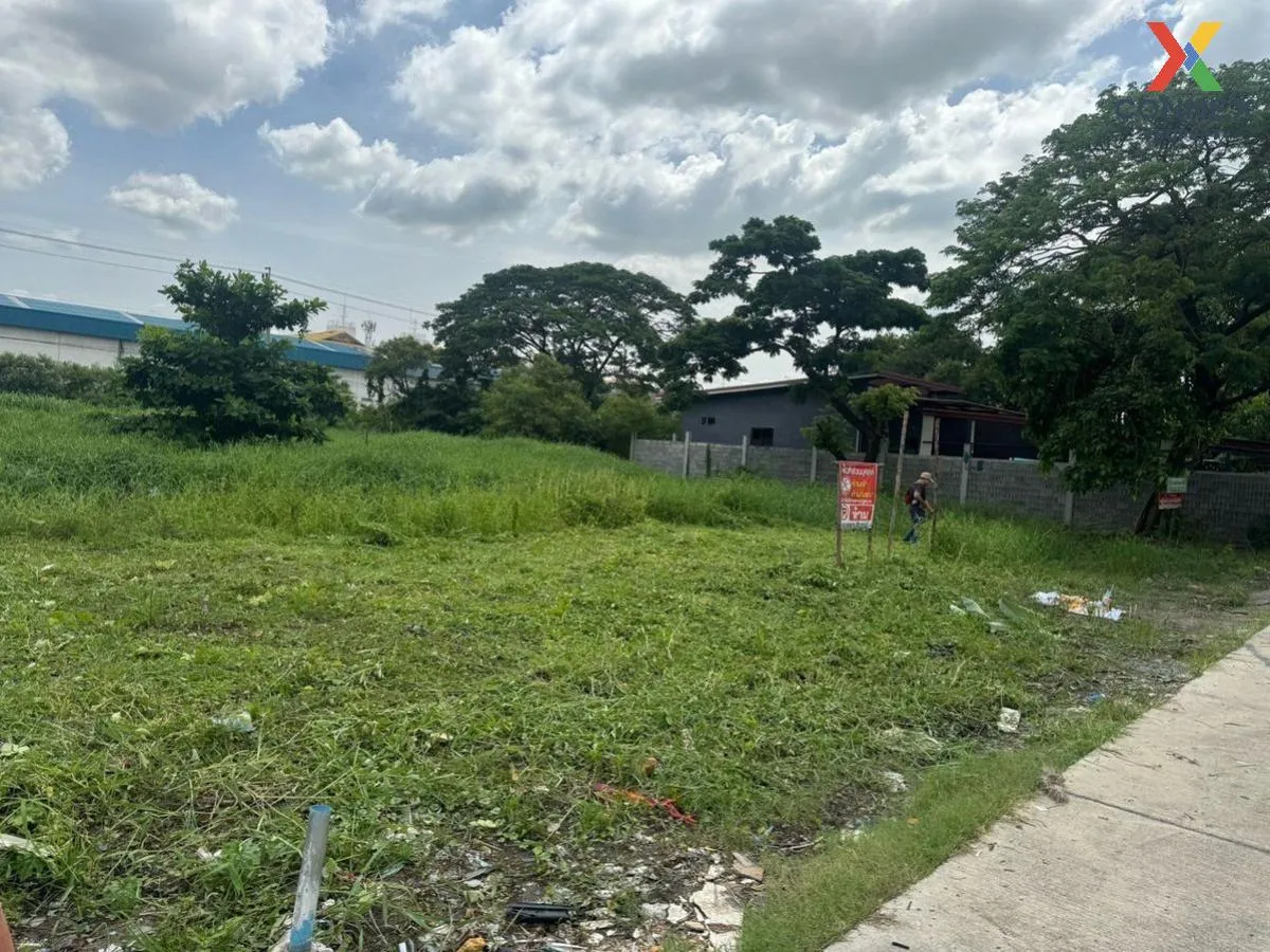 ขายที่ดินเปล่าถมแล้วเนื้อที่ 1 ไร่ 1งาน 82 ตรว. บางชัน เขต คลองสา 4