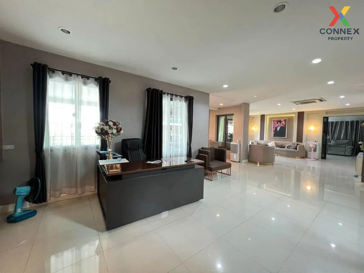 For Sale House , Passorn Buddhamonthon Sai 2 - Bangwaek , wide fr