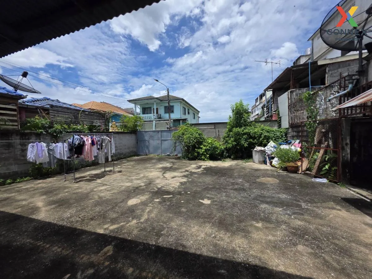 ขายอาคารพาณิชย์ 3 ชั้น พื้นที่ 139.4 ตารางวา หนองแขม กรุงเทพมหานค