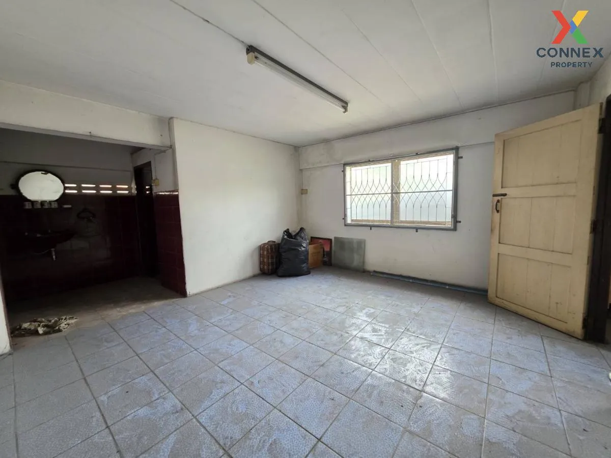 ขายอาคารพาณิชย์ 3 ชั้น พื้นที่ 139.4 ตารางวา หนองแขม กรุงเทพมหานค