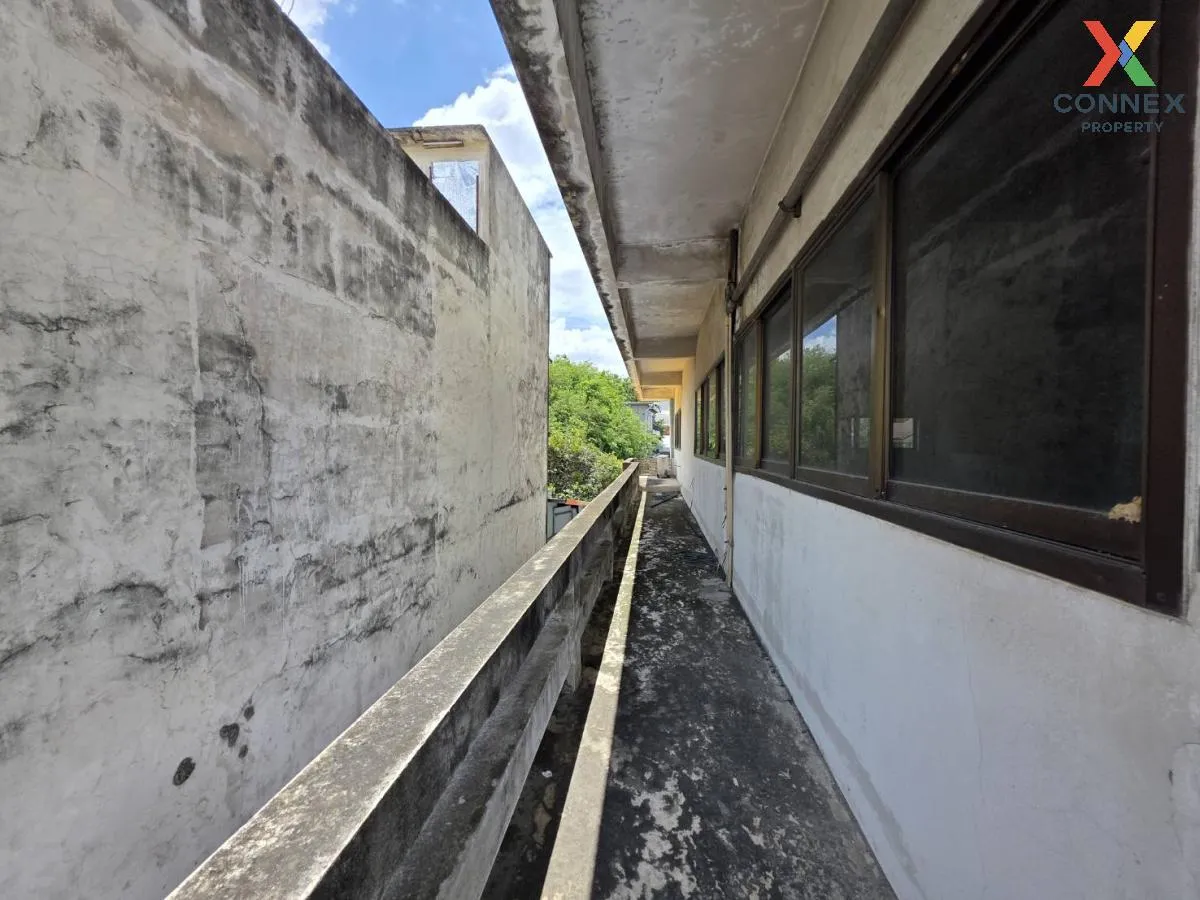 ขายอาคารพาณิชย์ 3 ชั้น พื้นที่ 139.4 ตารางวา หนองแขม กรุงเทพมหานค