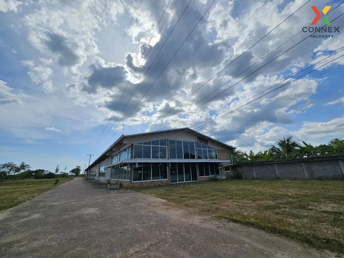 For Sale Land with buildings area 1167-2-55.1 Klaeng Rayong , Tha