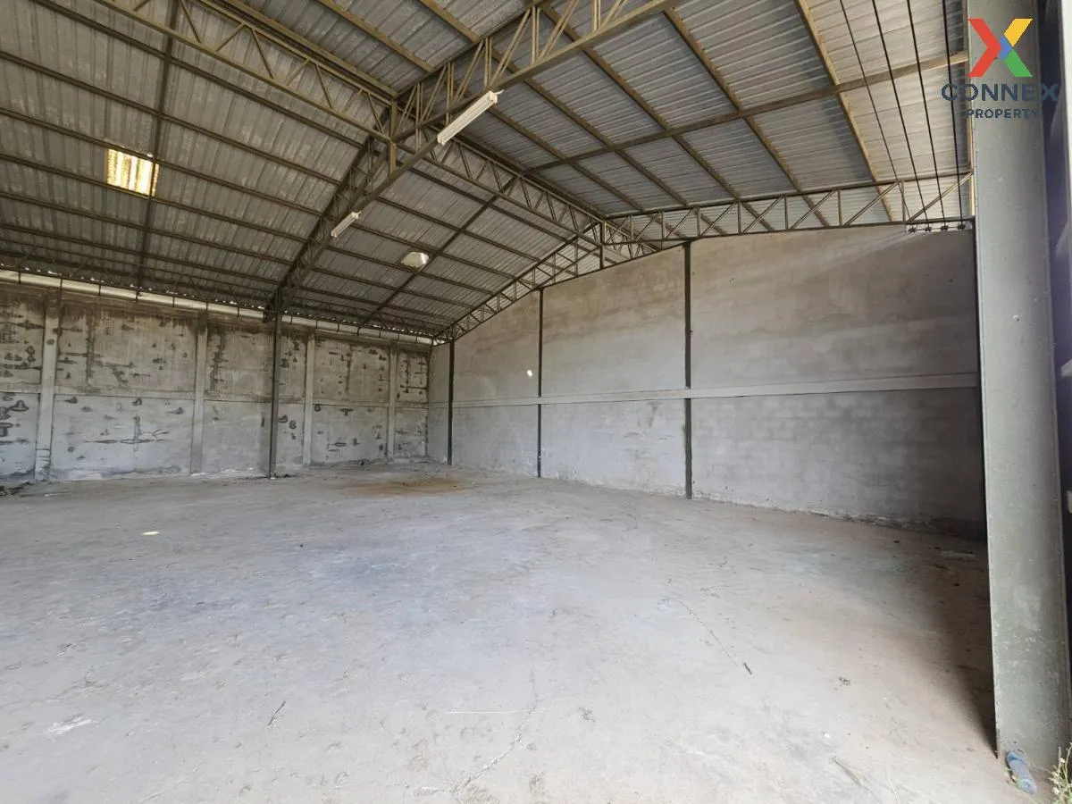 For Sale Land with buildings area 1167-2-55.1 Klaeng Rayong , Tha