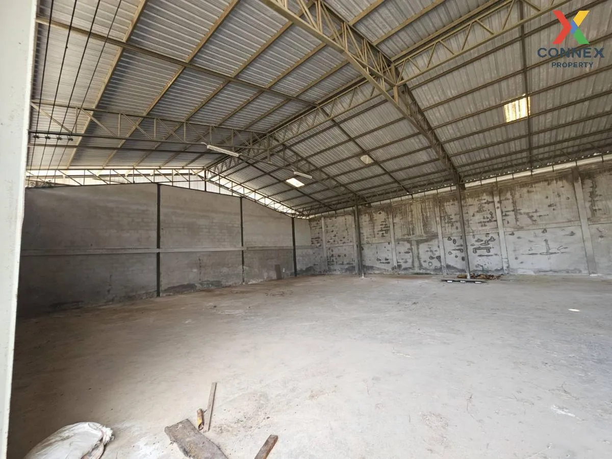 For Sale Land with buildings area 1167-2-55.1 Klaeng Rayong , Tha