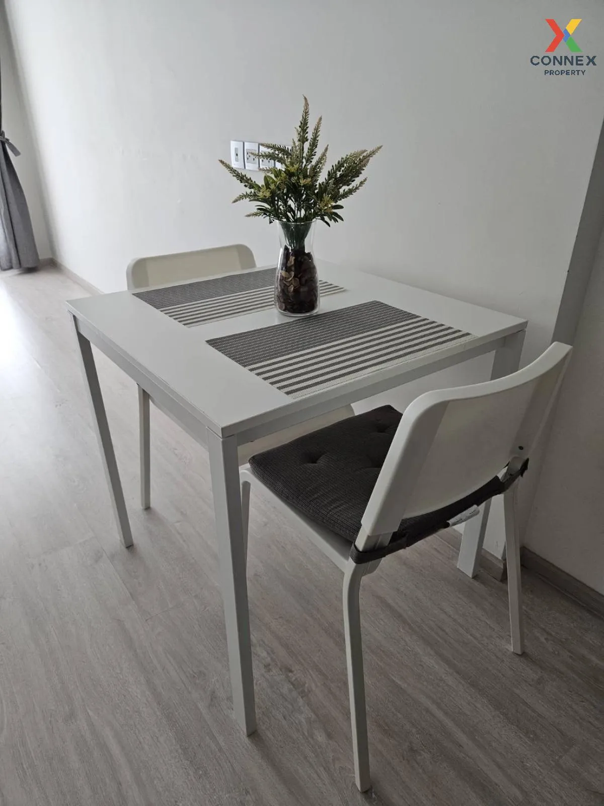 เช่าคอนโด  ริธึ่ม รางน้ำ BTS-อนุสาวรีย์ชัยสมรภูมิ ถนนพญาไท เขต รา 2