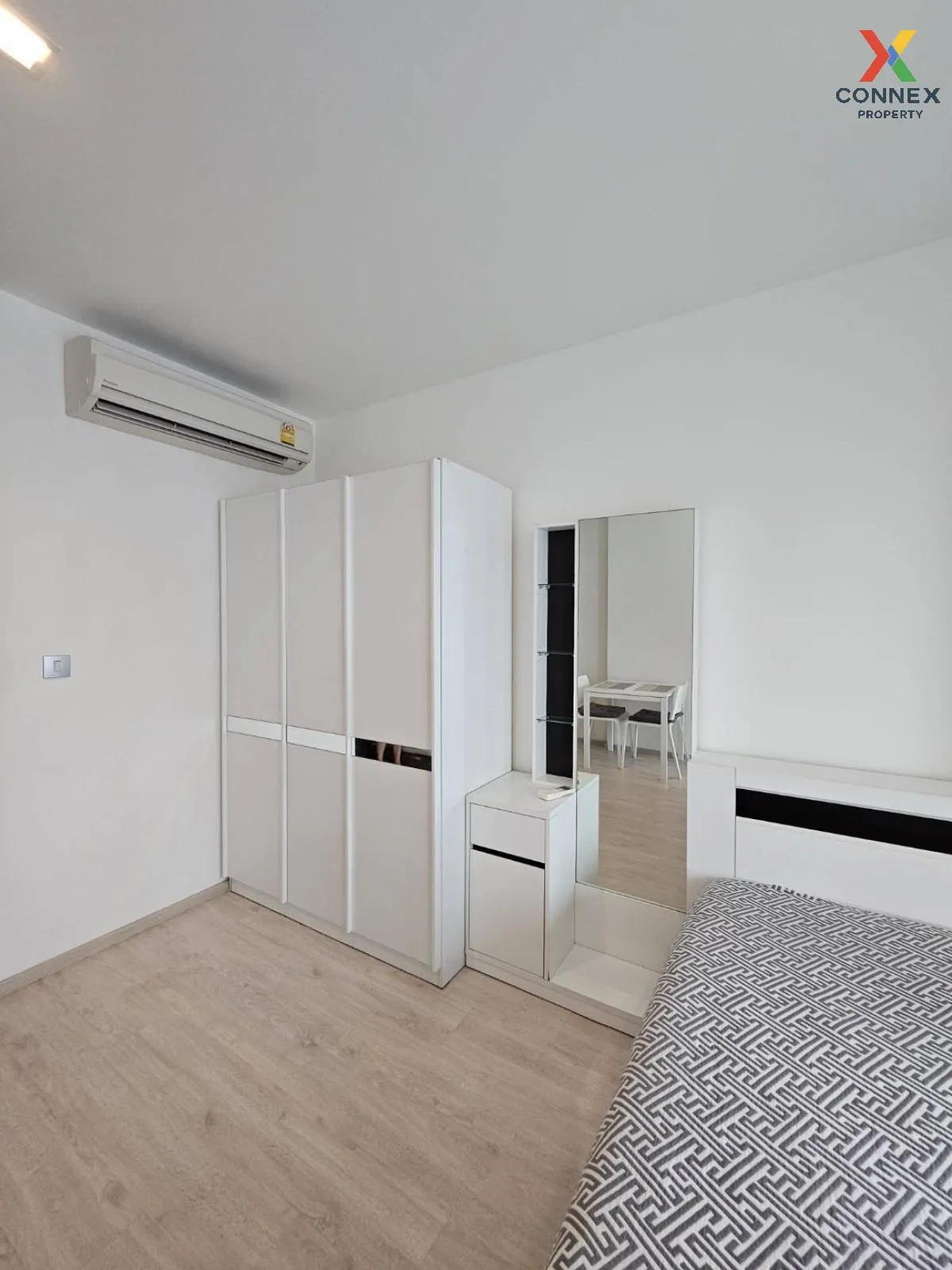 เช่าคอนโด  ริธึ่ม รางน้ำ BTS-อนุสาวรีย์ชัยสมรภูมิ ถนนพญาไท เขต รา 3