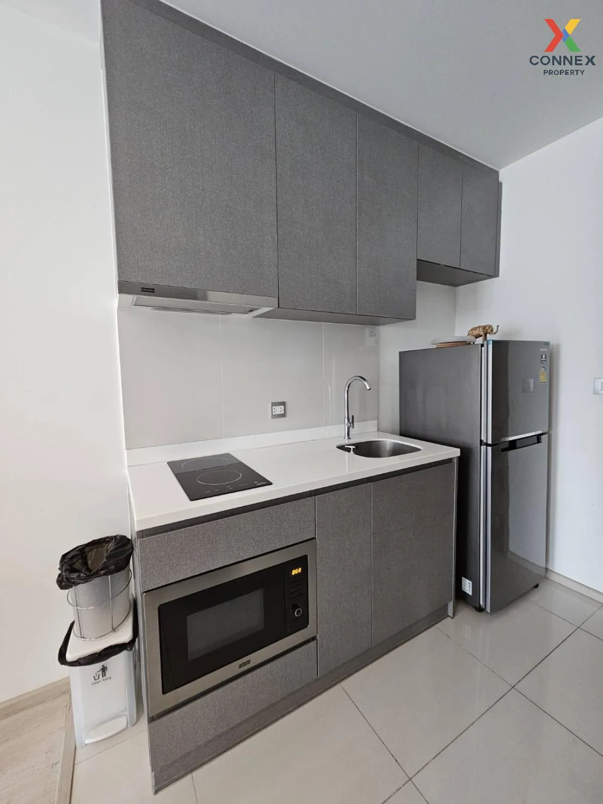 เช่าคอนโด  ริธึ่ม รางน้ำ BTS-อนุสาวรีย์ชัยสมรภูมิ ถนนพญาไท เขต รา