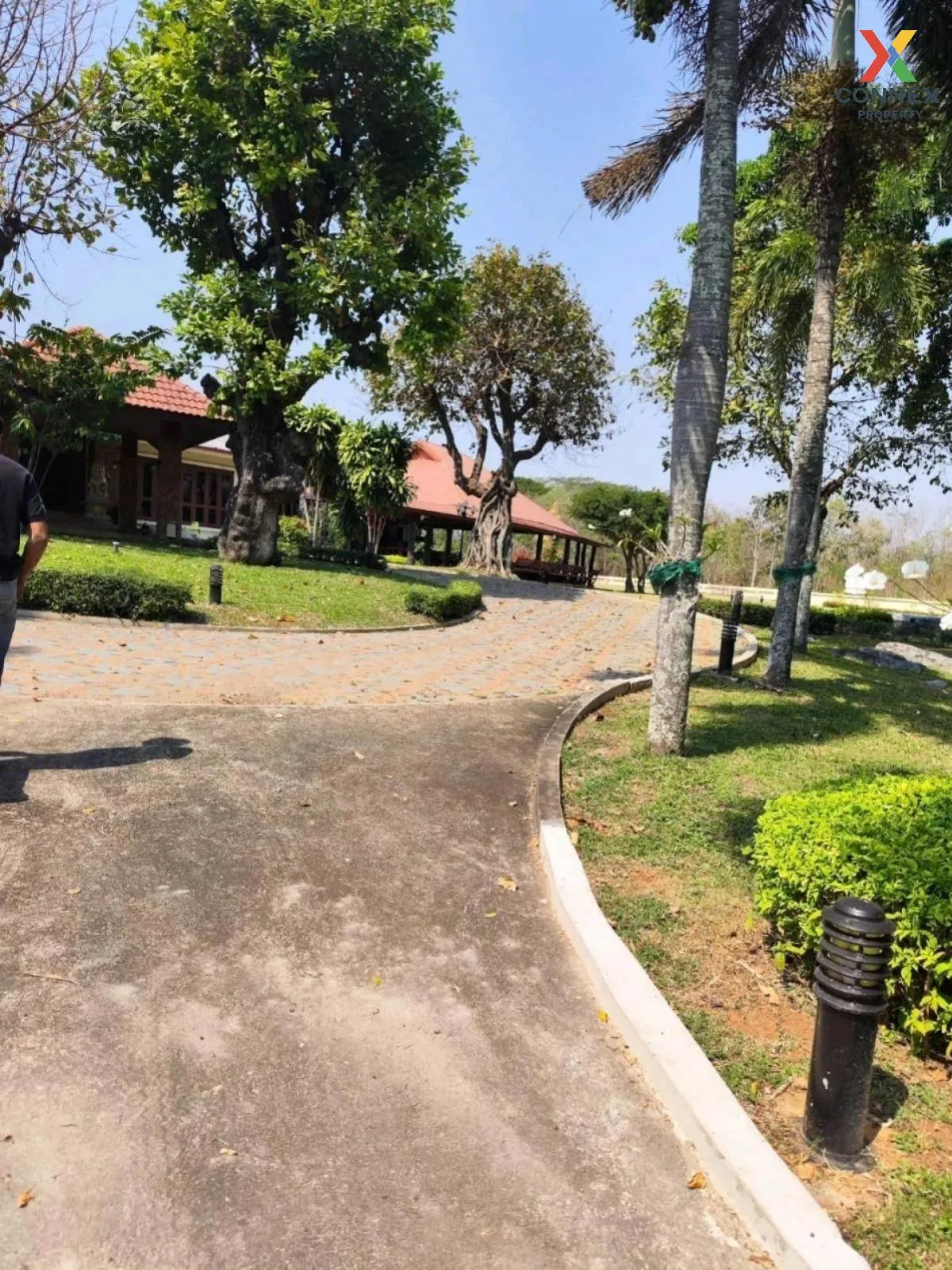 For Sale Khao Yai vacation home 9.3 rai , Khanong Phra , Pak Chon 4